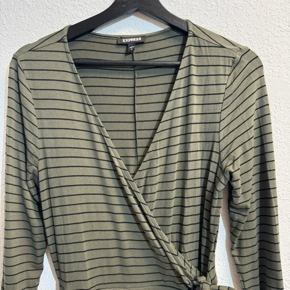 Express Green Stripe V neck mock wrap dress Womans SM - Picture 2 of 8